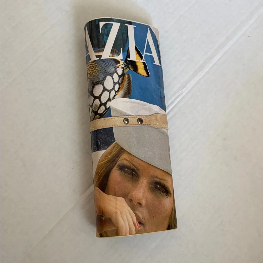 Vintage magazine clutch purse - Picture 3 of 6